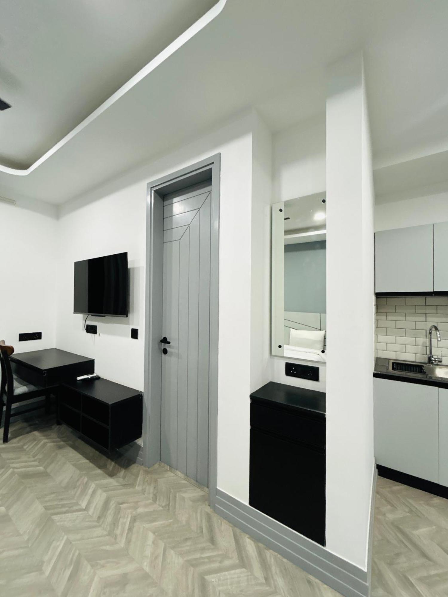 Bedchambers Serviced Apartment, Golf Course, Gurgaon Dış mekan fotoğraf