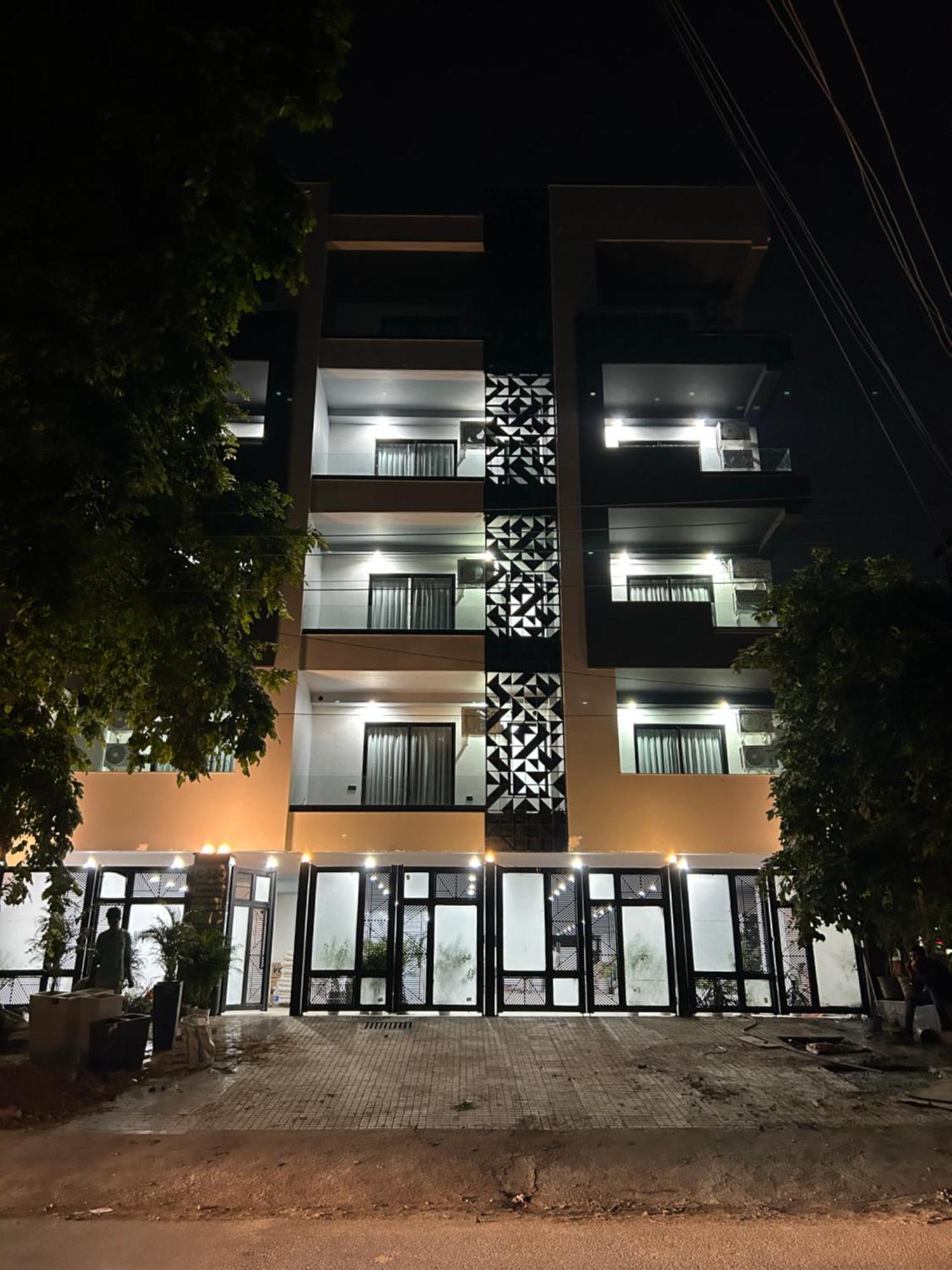 Bedchambers Serviced Apartment, Golf Course, Gurgaon Dış mekan fotoğraf